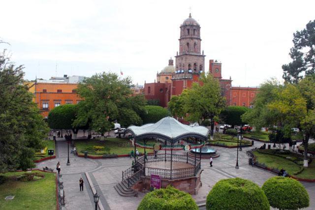 Hotel Plaza Querétaro Extérieur photo