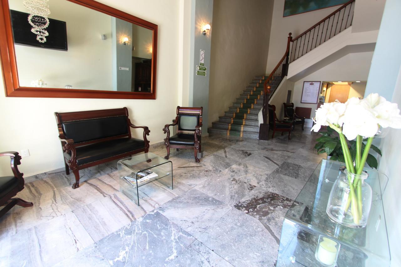 Hotel Plaza Querétaro Extérieur photo