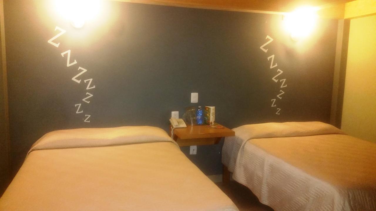 Hotel Plaza Querétaro Extérieur photo